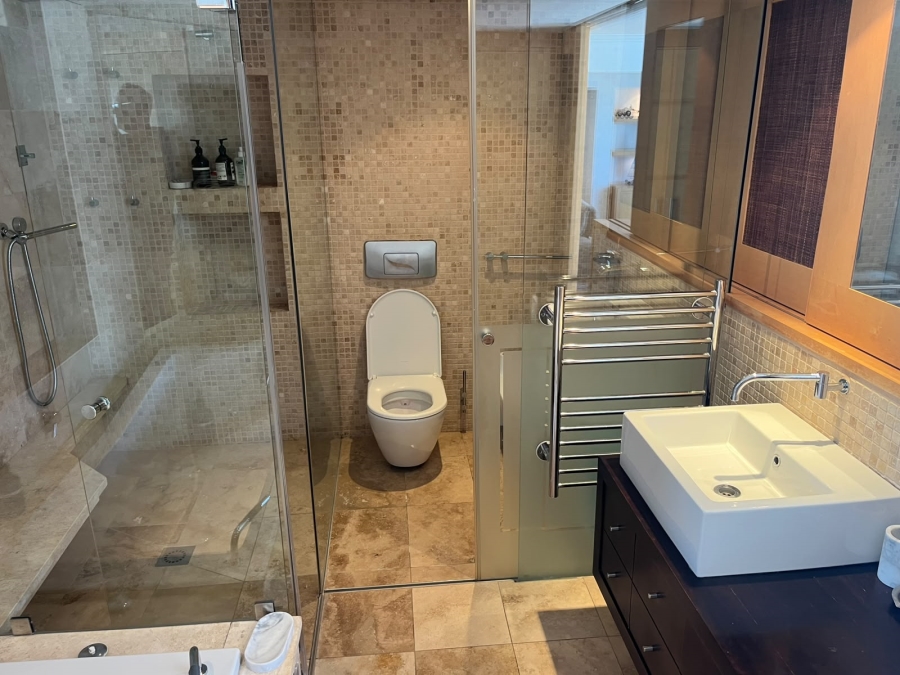 To Let 2 Bedroom Property for Rent in Bantry Bay Western Cape